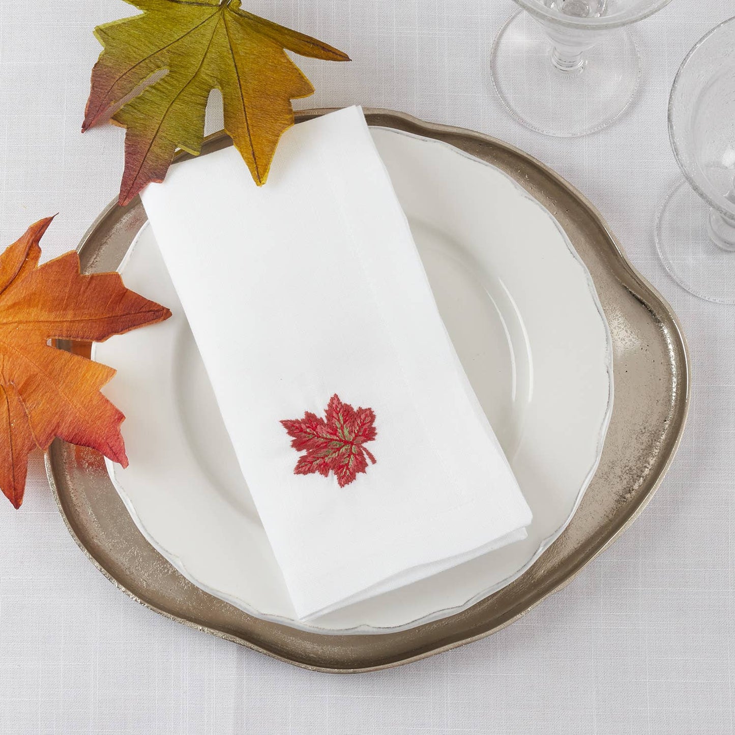 Embroidered Autumn Leaf 20" White Dinner Napkin