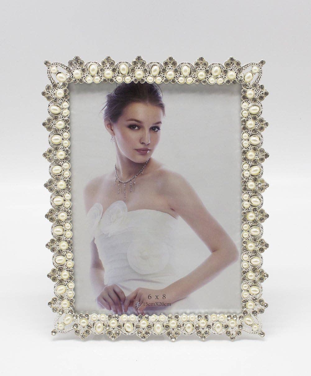 Crystal & Pearl Vintage-Inspired Metal Photo Frame – 6” x 8”