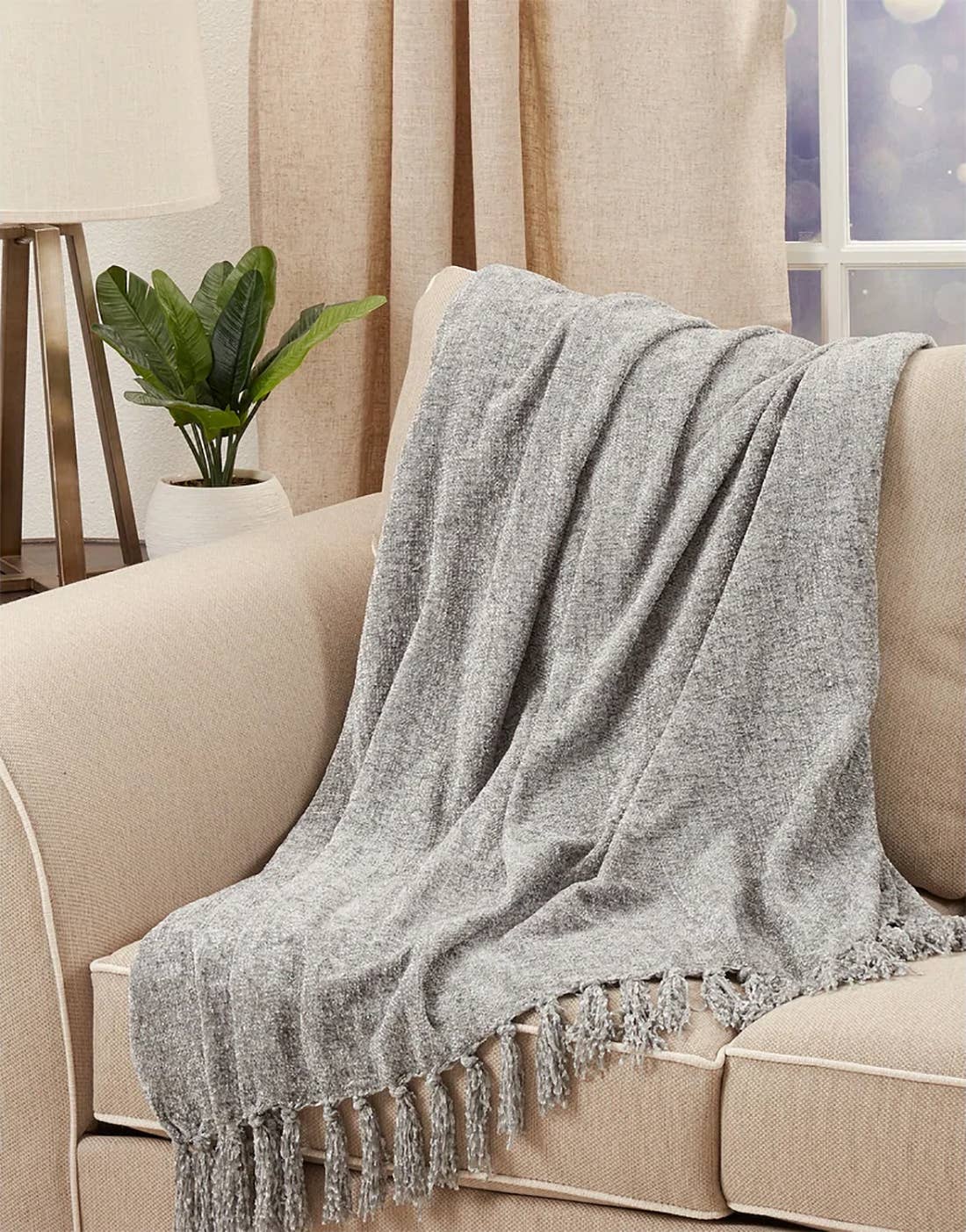 Grey Chenille Fringed 50x60 Throw Blanket