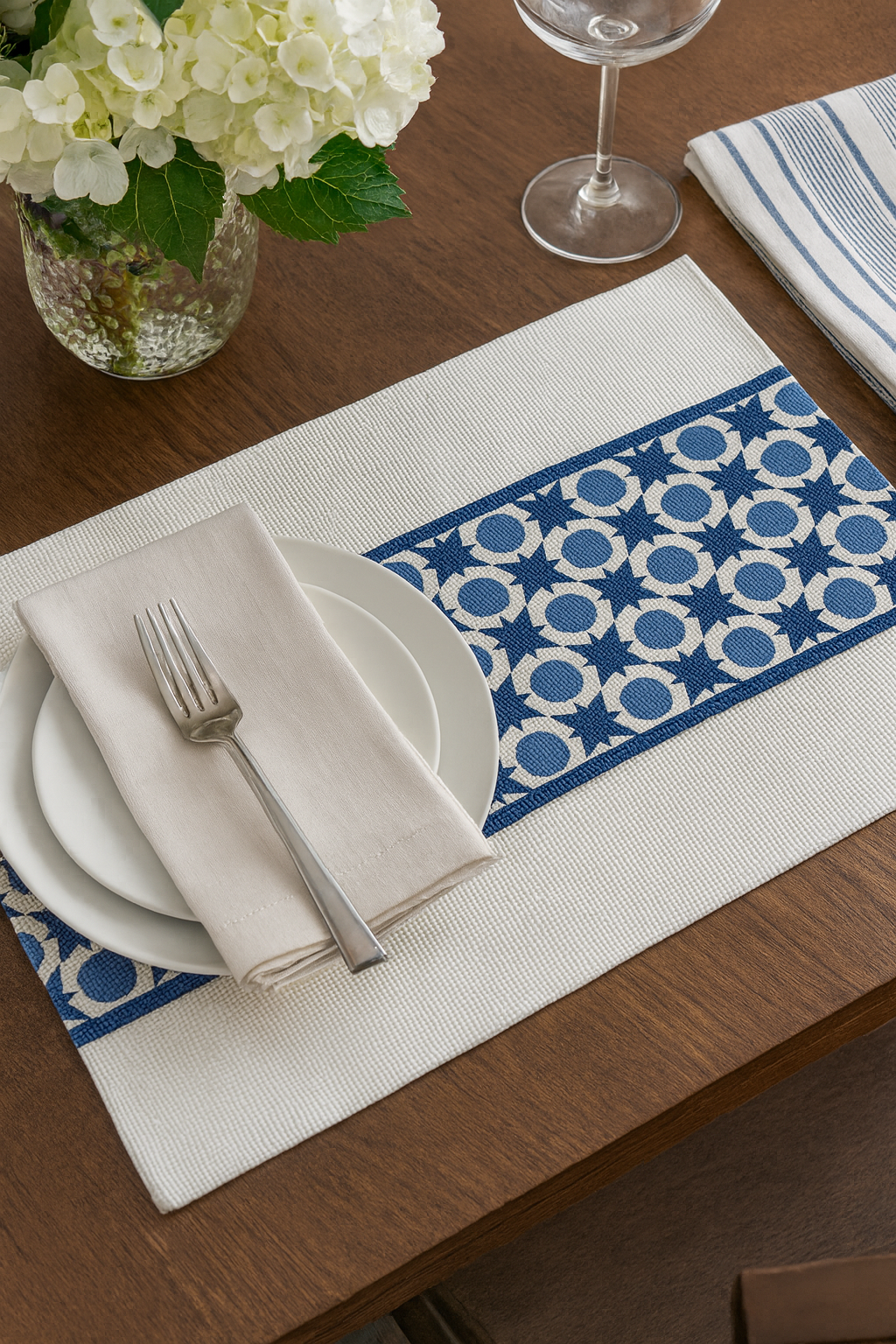 TBL0046 - Navy Blue Geometric Print Cotton Placemat - 14"x19"