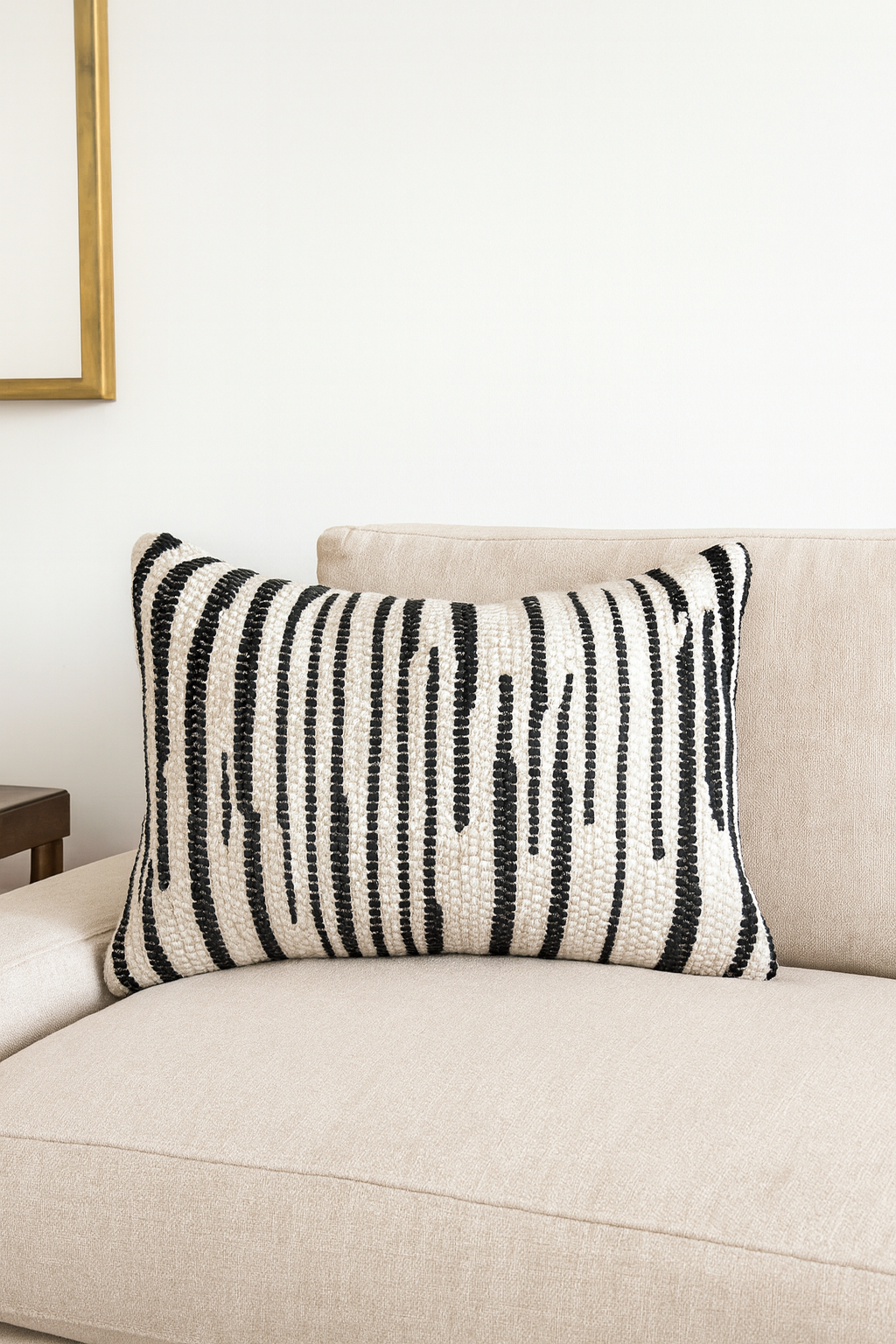 3333 - Black & White Zebra Chindi Cotton 14"x23" Throw Pillow