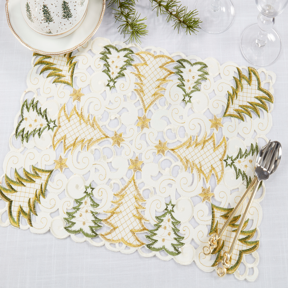 Christmas Tree Cutwork Ivory 14"x20" Placemat
