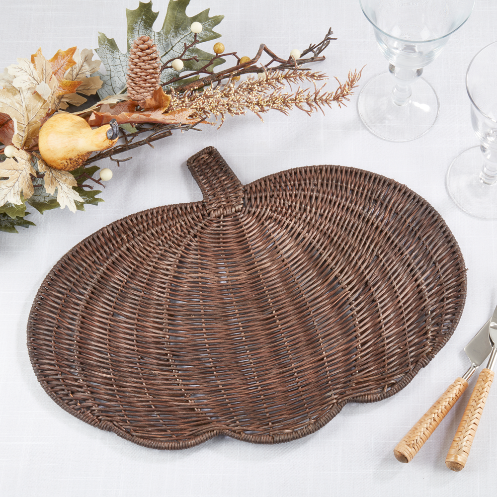 405 - Brown Rattan Pumpkin 13"X17" Placemat