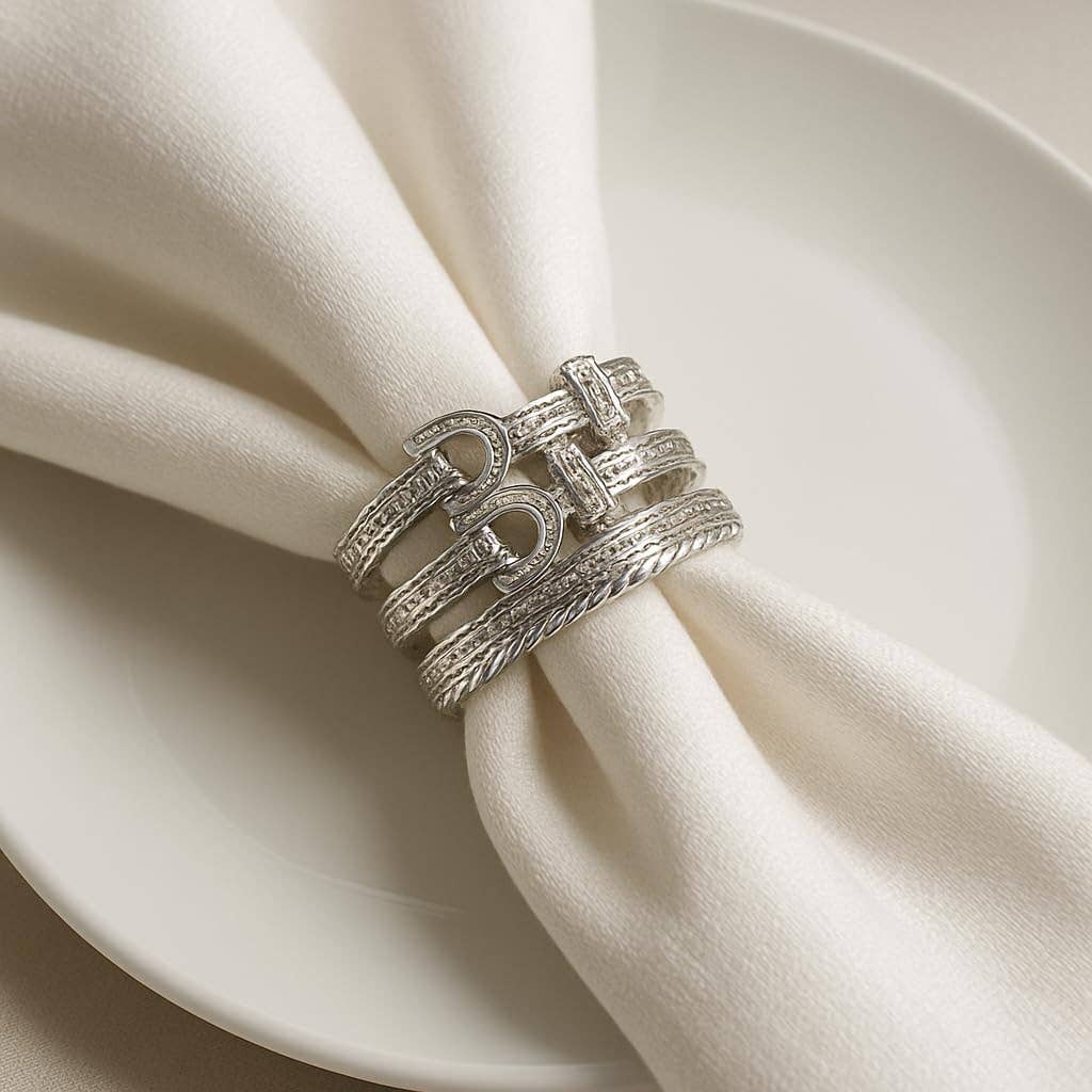 Silver Rope Design Plated Interlocking Loops Napkin Ring