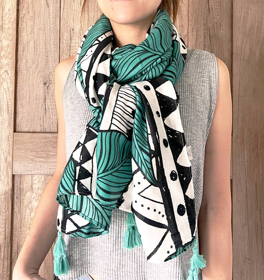 Green Leaf Geometric Shawl Wrap Scarf with Tassels