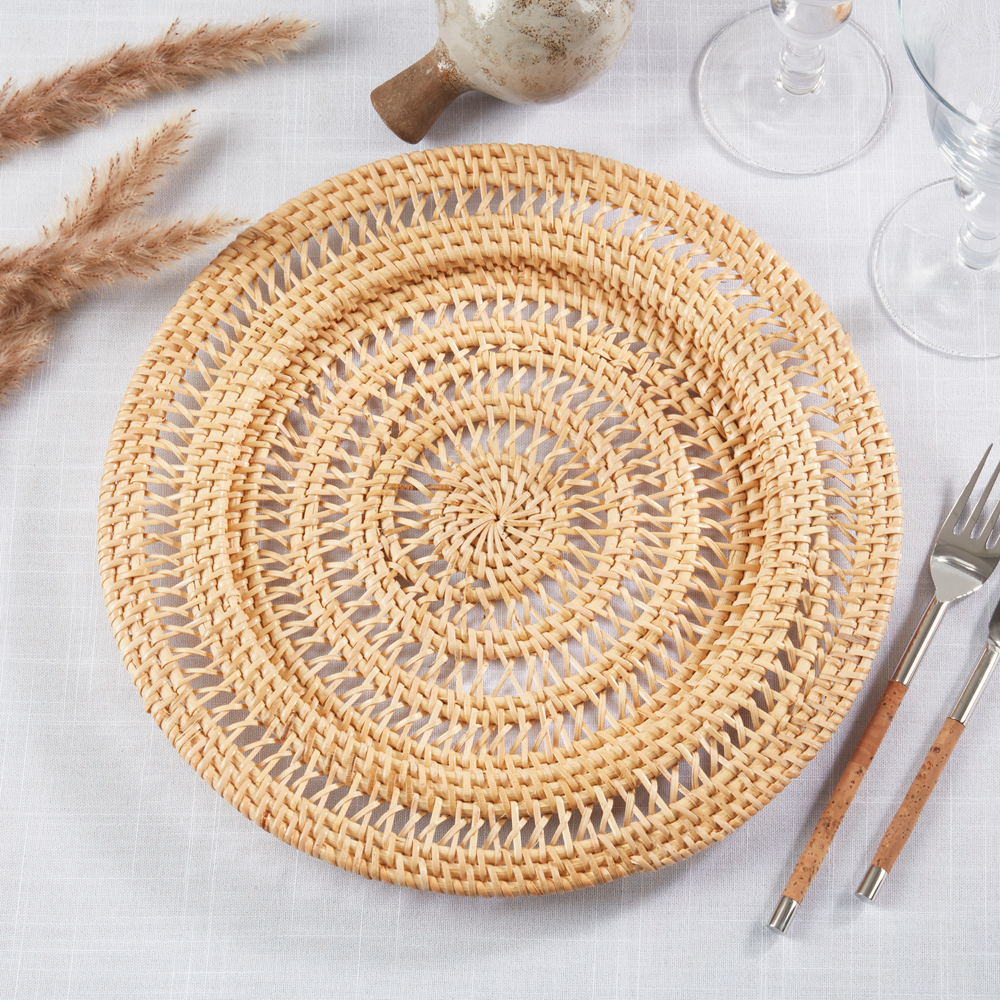 4424 - Natural Ratton 13" Charger Plate