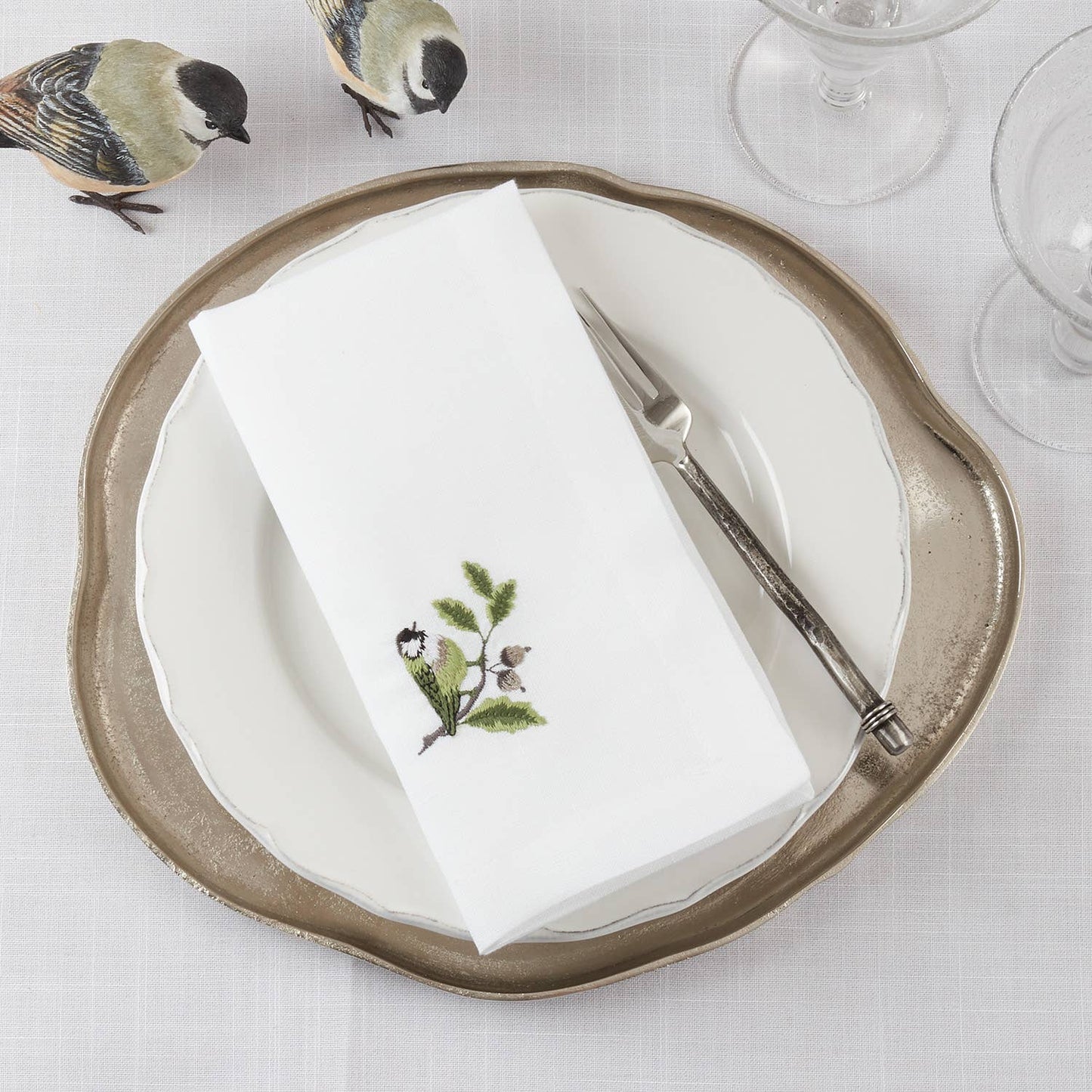 YP157 - Embroidered Bluebird 20" White Dinner Napkin