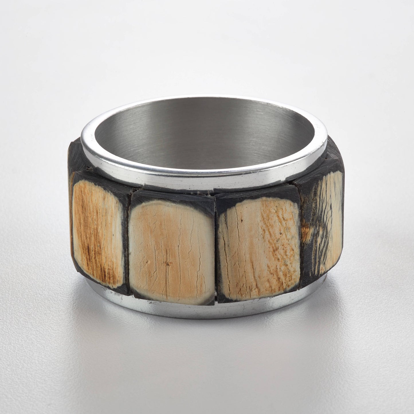 Horn Design Napkin Ring