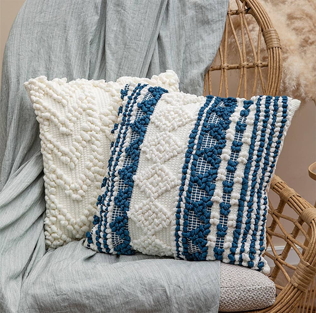 PLW0127 - Handmade Geometric Cotton Blend 18" Throw Pillow