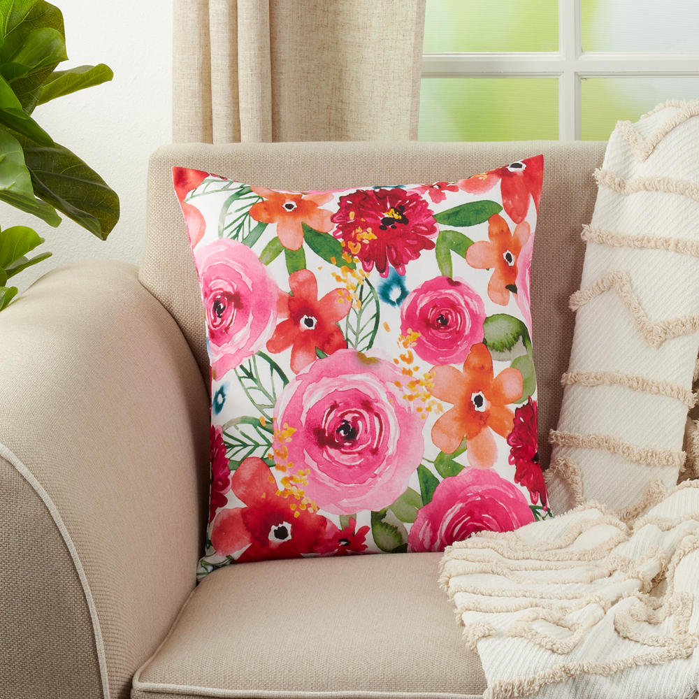 3233 - Santa Monica Floral 18" Throw Pillow