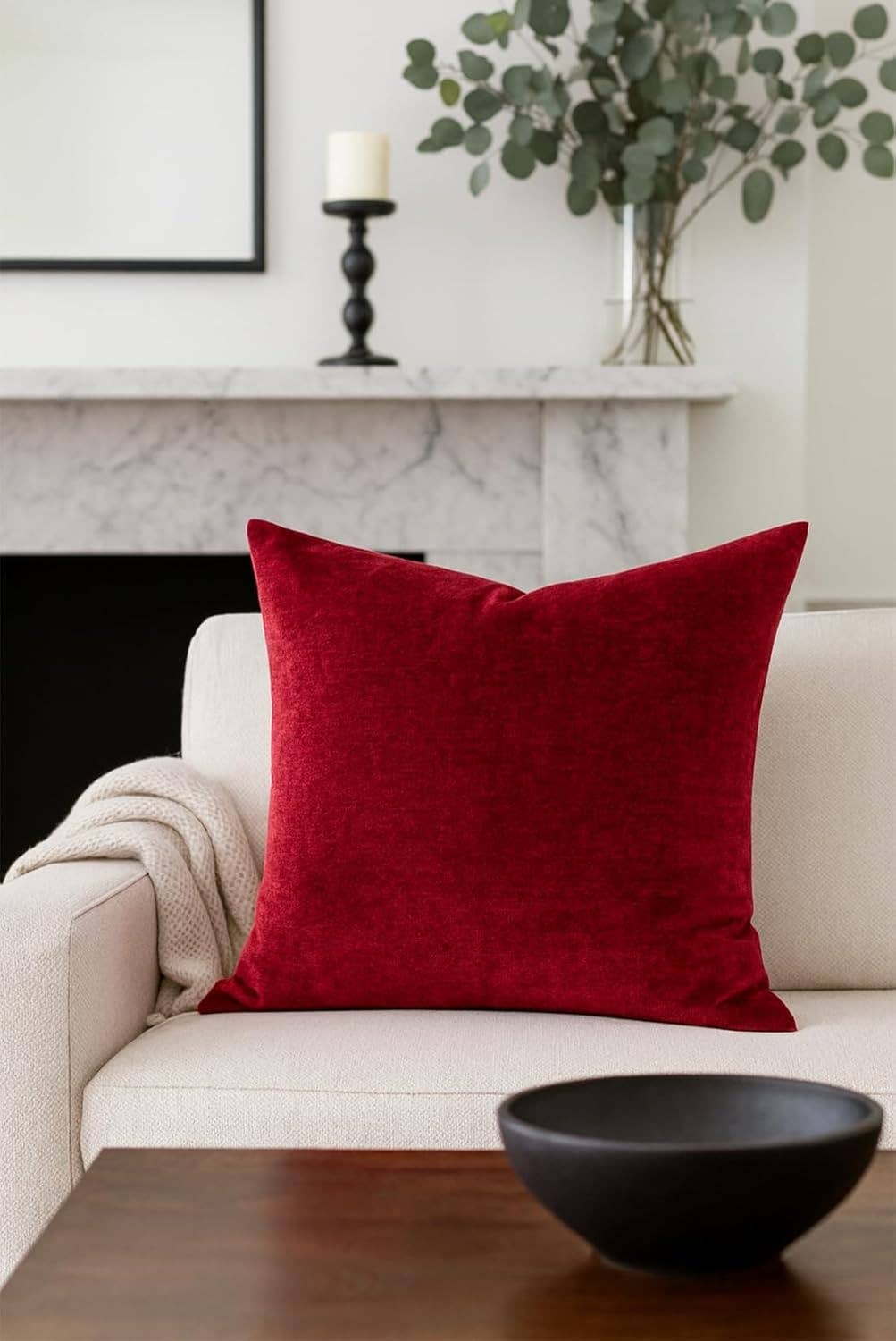 Red Velvet Holiday 18" Throw Pillow with Insert