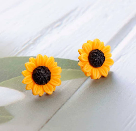 Sunflower Resin 0.7" Stud Earrings
