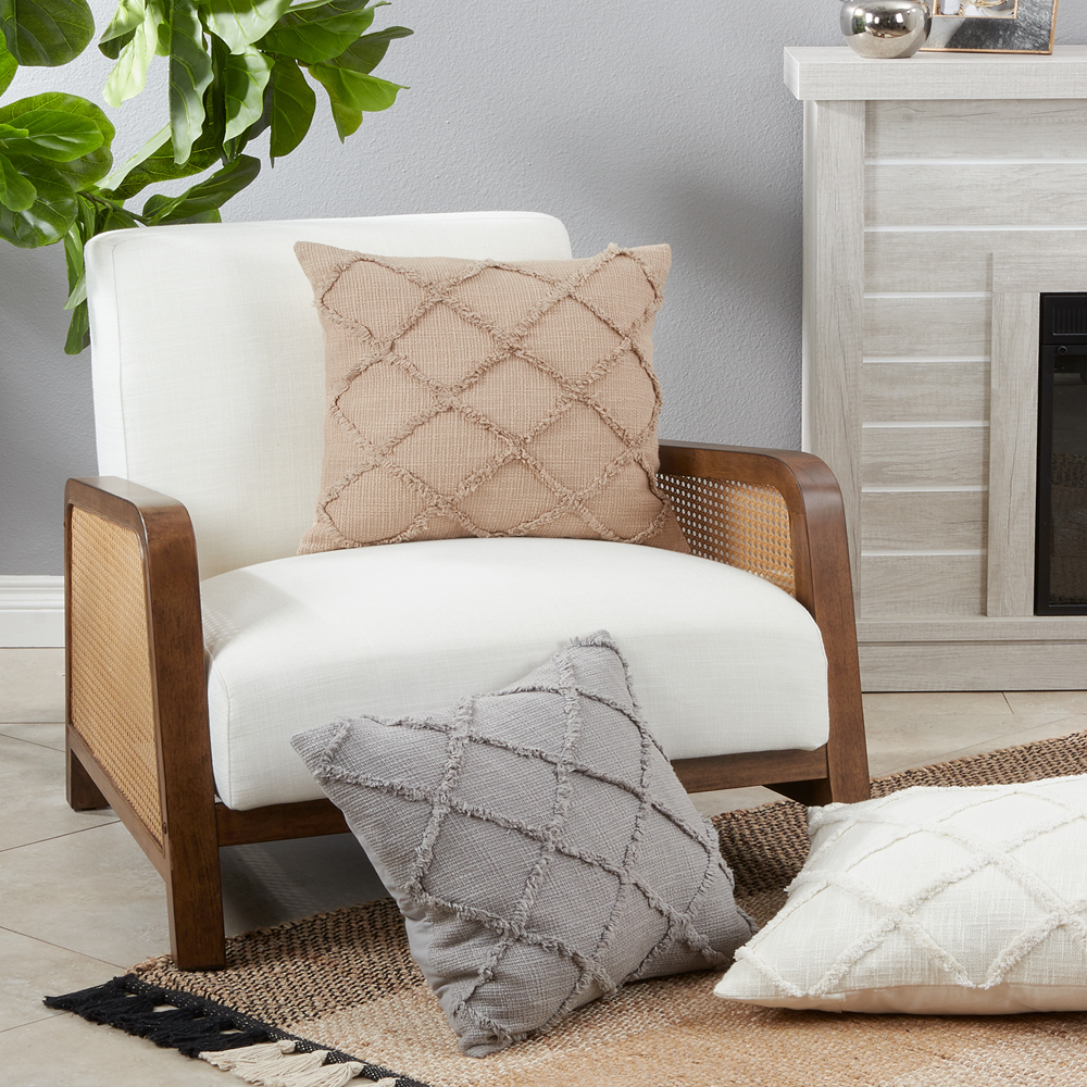 4400 - Diamond Tufted Cotton 20" Throw Pillow