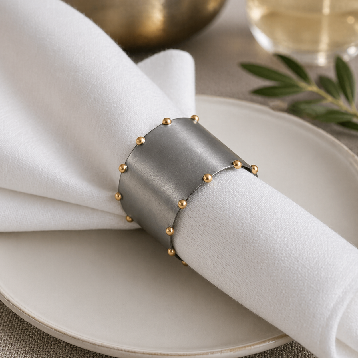 Silver Dot Rim Metal Napkin Ring