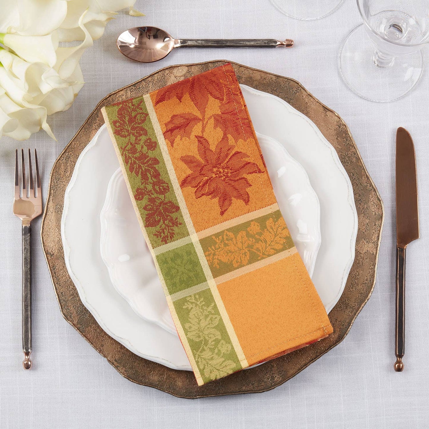 8621 - Jacquard Fall Leaves 20-Inch Dinner Napkin