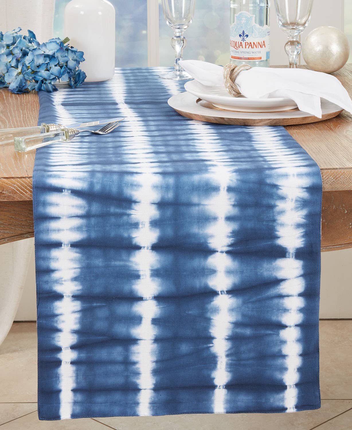 2093 - Indigo Tie Dye Stripe Cotton 16x72 Table Runner
