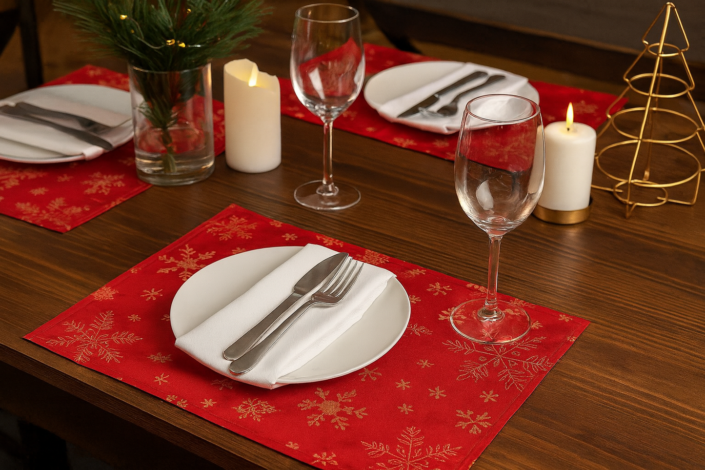 TBL0051 - Gold Foil Snowflake Festive Red 13"x19" Placemat
