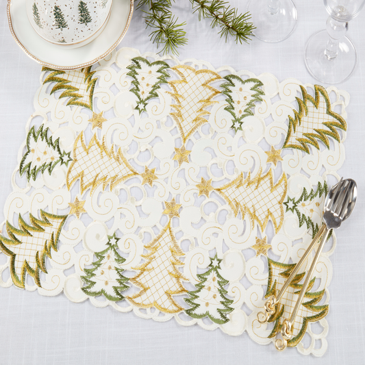 QX296 - Christmas Tree Cutwork Ivory 14"x20" Placemat