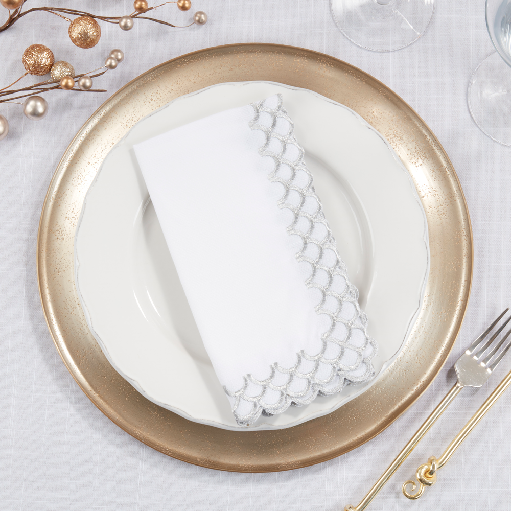 1038 - Silver Scalloped Border White 20" Cloth Napkin