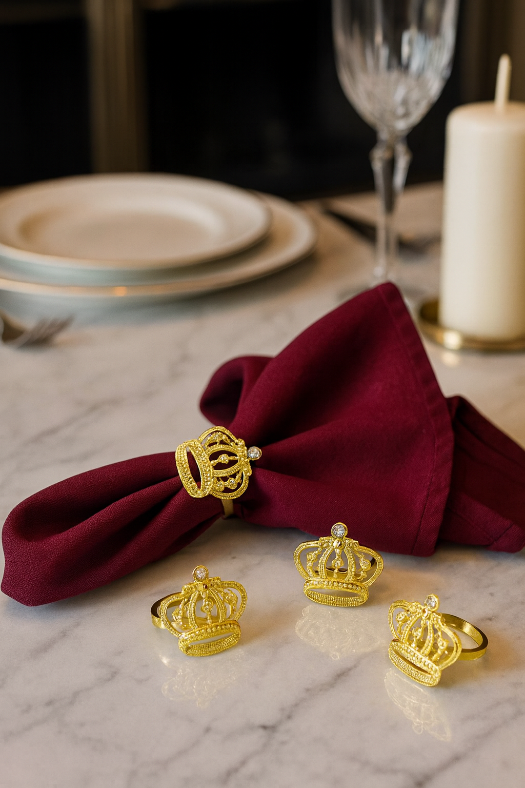 Gold Jeweled Crown Npakin Ring Holder