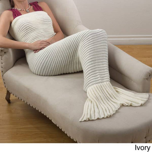 TH604 - Ivory Chunky Knit Mermaid Tail Design Throw Blanket