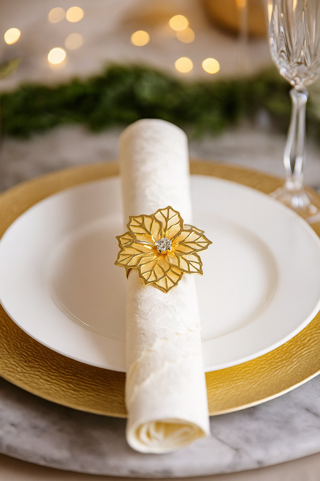 CH060 - Gold Jeweled Flower Napkin Ring