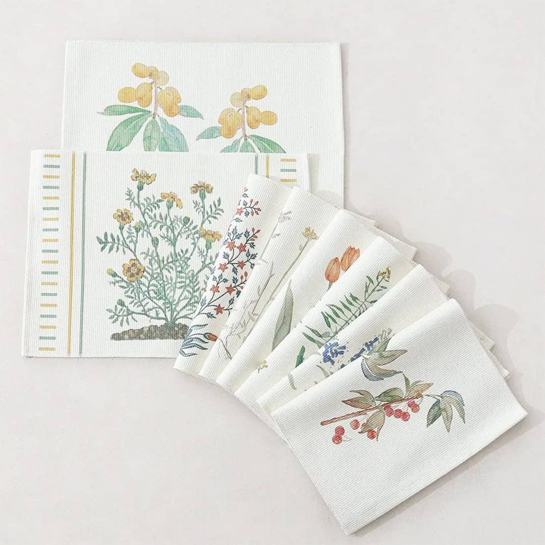 PM0032 - Garden Flower Cotton Blend Woven Placemat
