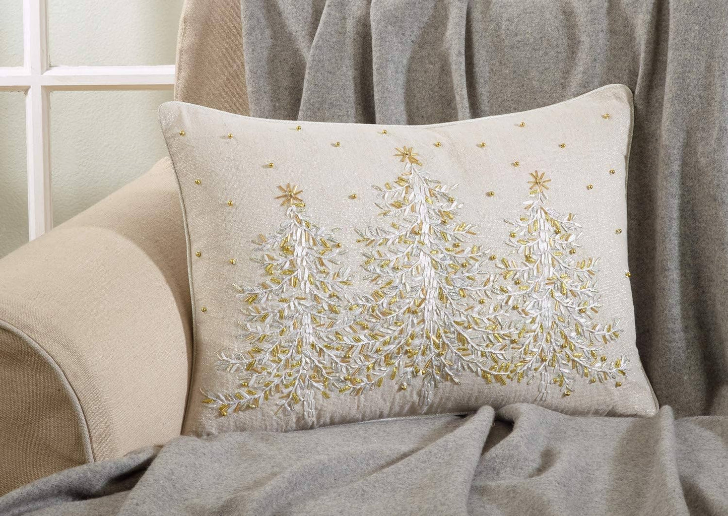 4126 - Embroidered Christmas Tree Linen Blend Throw Pillow