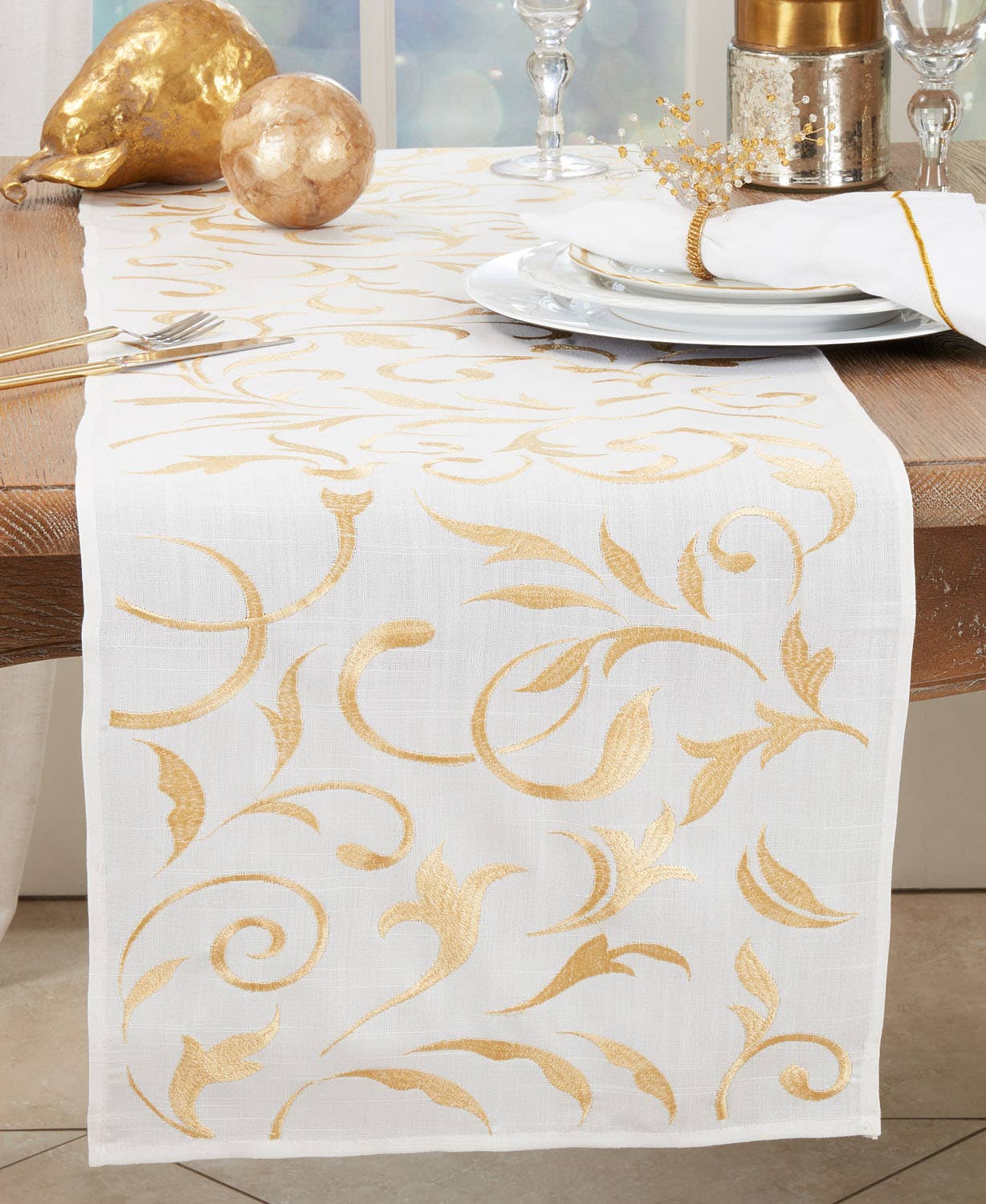 1657 - Gold Embroidered Leaves Table Runner