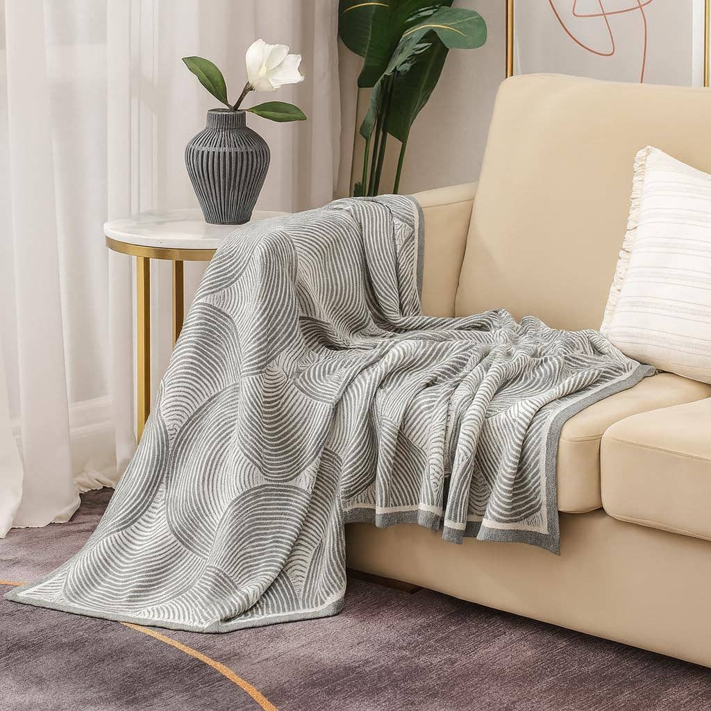 TH0045 - Grey Paisley Jacquard Wool Blend Throw Blanket - 50"x60"