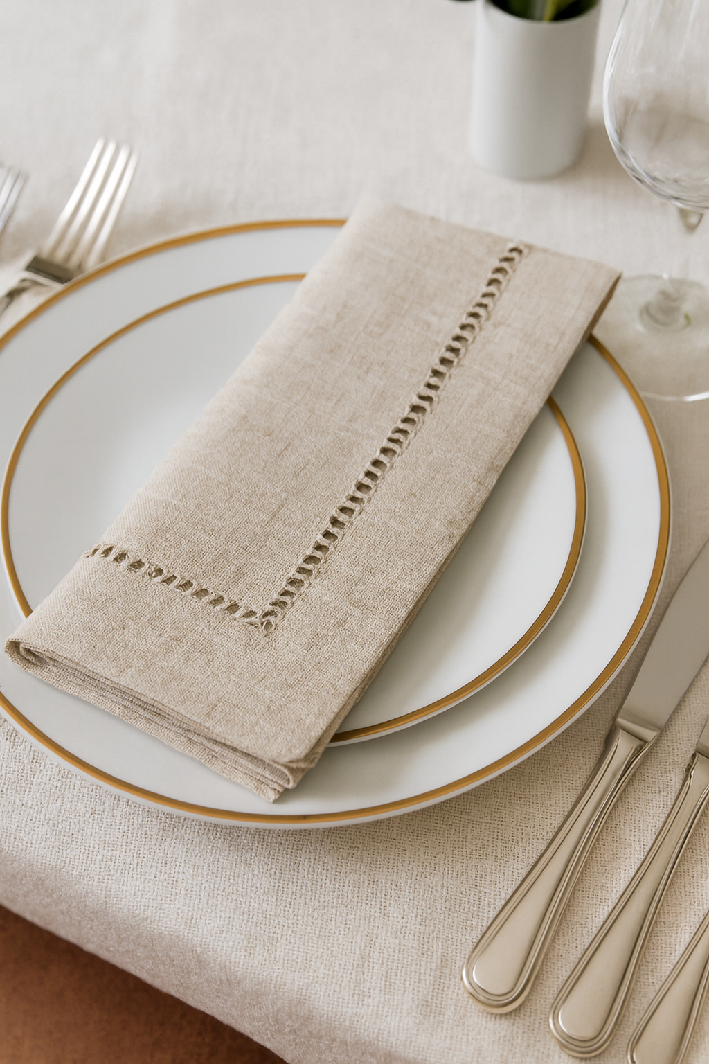 731 - Natural Hemstitch Linen-Poly 20" Cloth Napkin