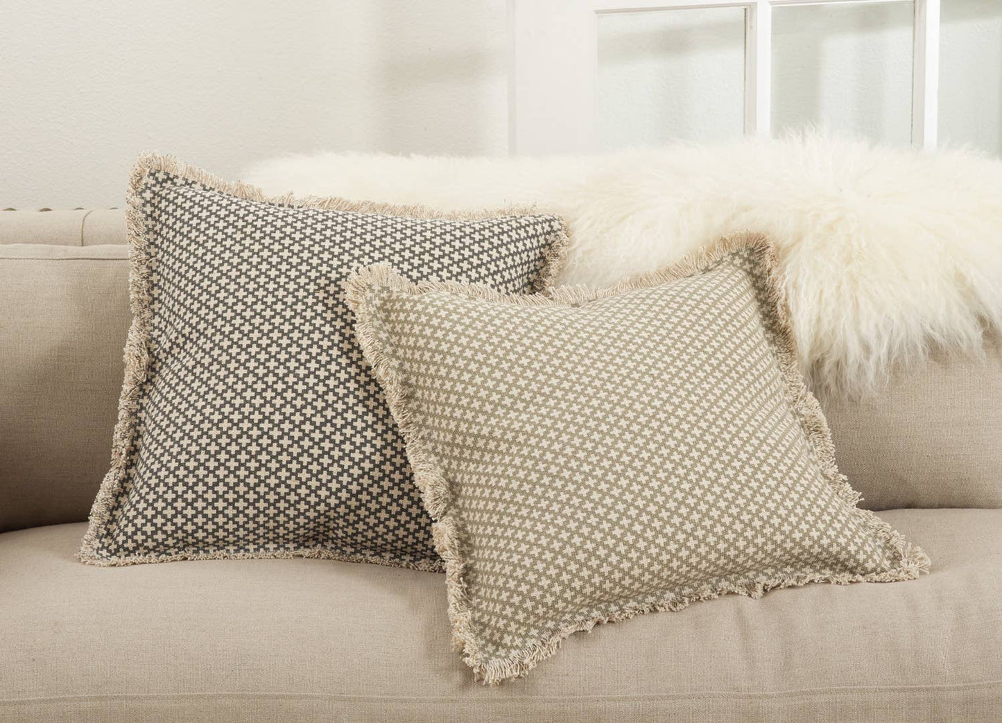 9014 - Moroccan Tile Cotton 20" Down Filled Cotton Throw Pillow