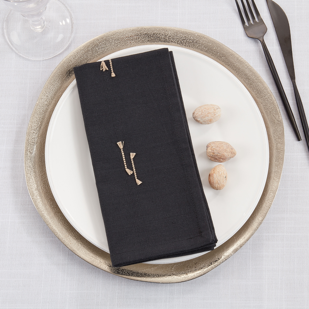 2263 - Black Fringe Line Cotton 20" Cloth Napkin