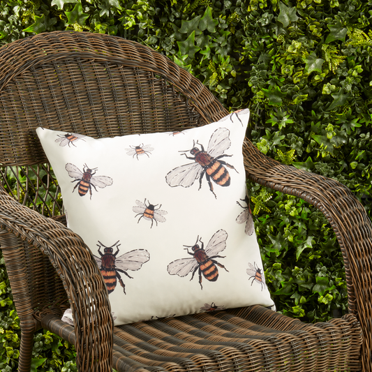 7892 - Bumble Bee Outdoor 18" Filled Throw Pillow