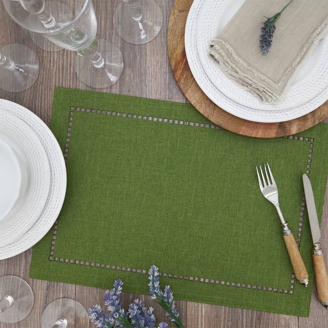 9738 - Green Laser-Cut Hemstitch 13X19 Inch Placemat