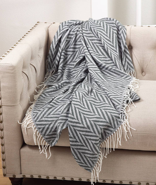TH039 - Grey Jacquard 50"x60" Throw Blanket with Fringe